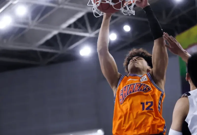 开云体验-马典成本赛季第2次登场拿到15分，创下生涯单场得分新高